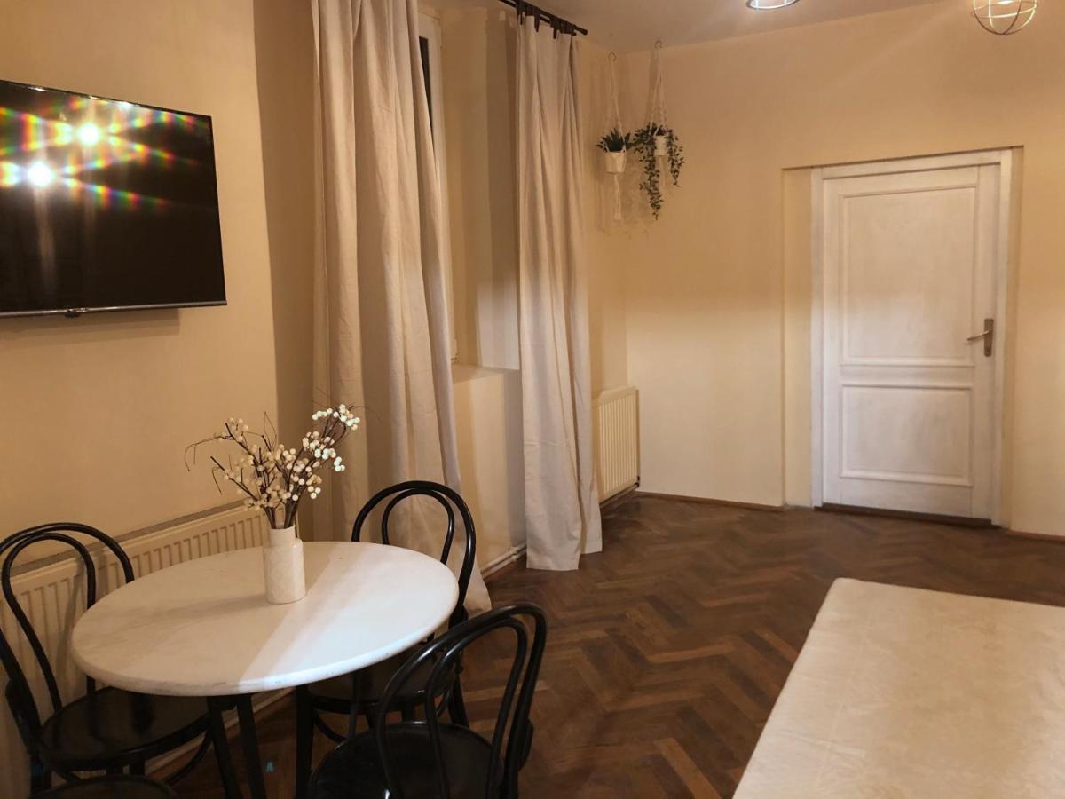 Aftar Inn Braszów Zewnętrze zdjęcie